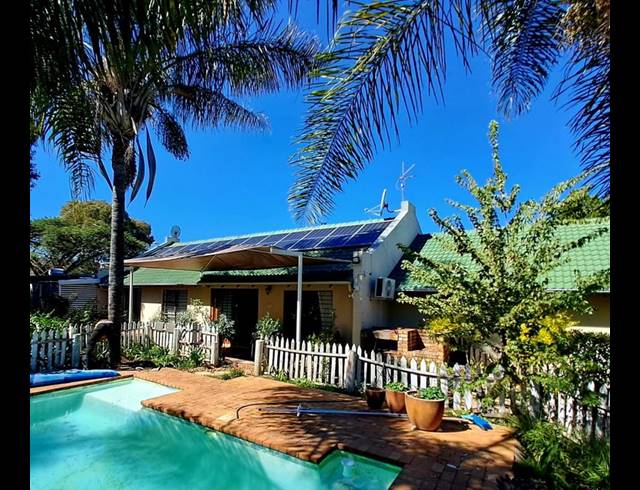 3 BEDROOM HOUSE FOR SALE IN FOURWAYS